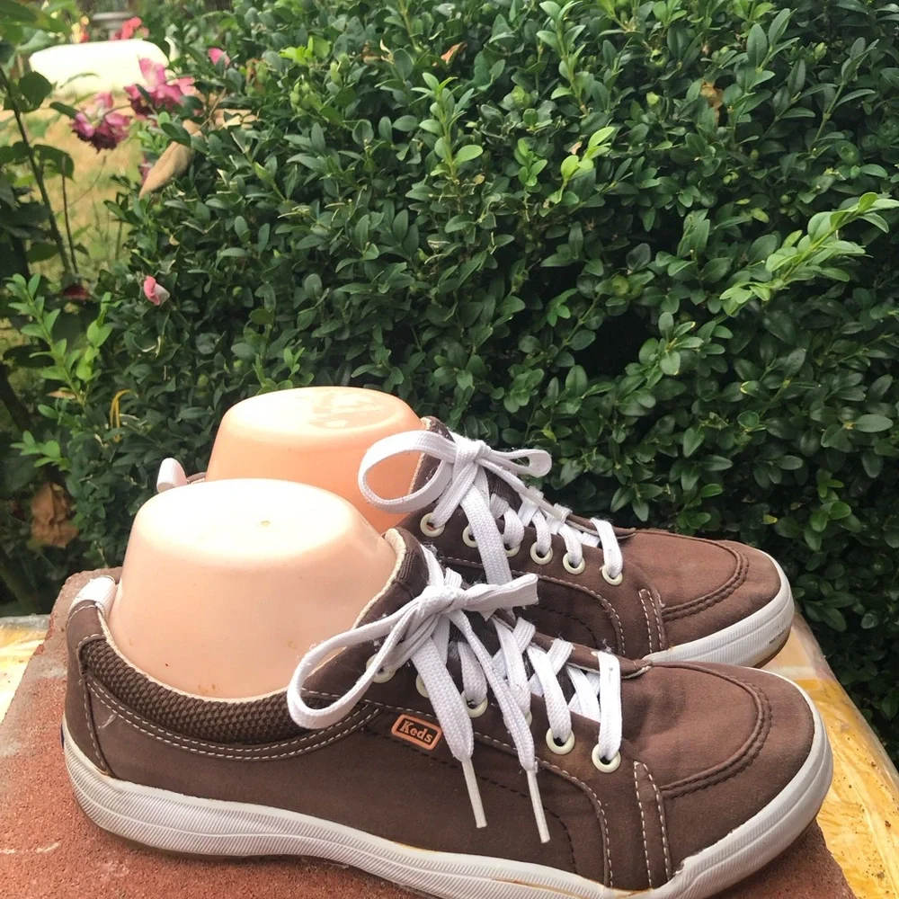 Keds Arch Support Women’s Brown Lace-Up Canvas Sneakers Size 7.5